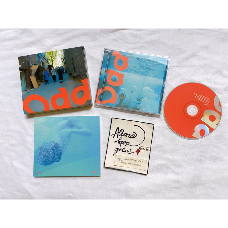 shinee mini abum Odd đã khui seal, gồm CD photobook như hình