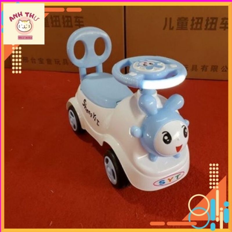 Xe chòi chân thỏ con có nhạc và đèn phát sáng cho bé