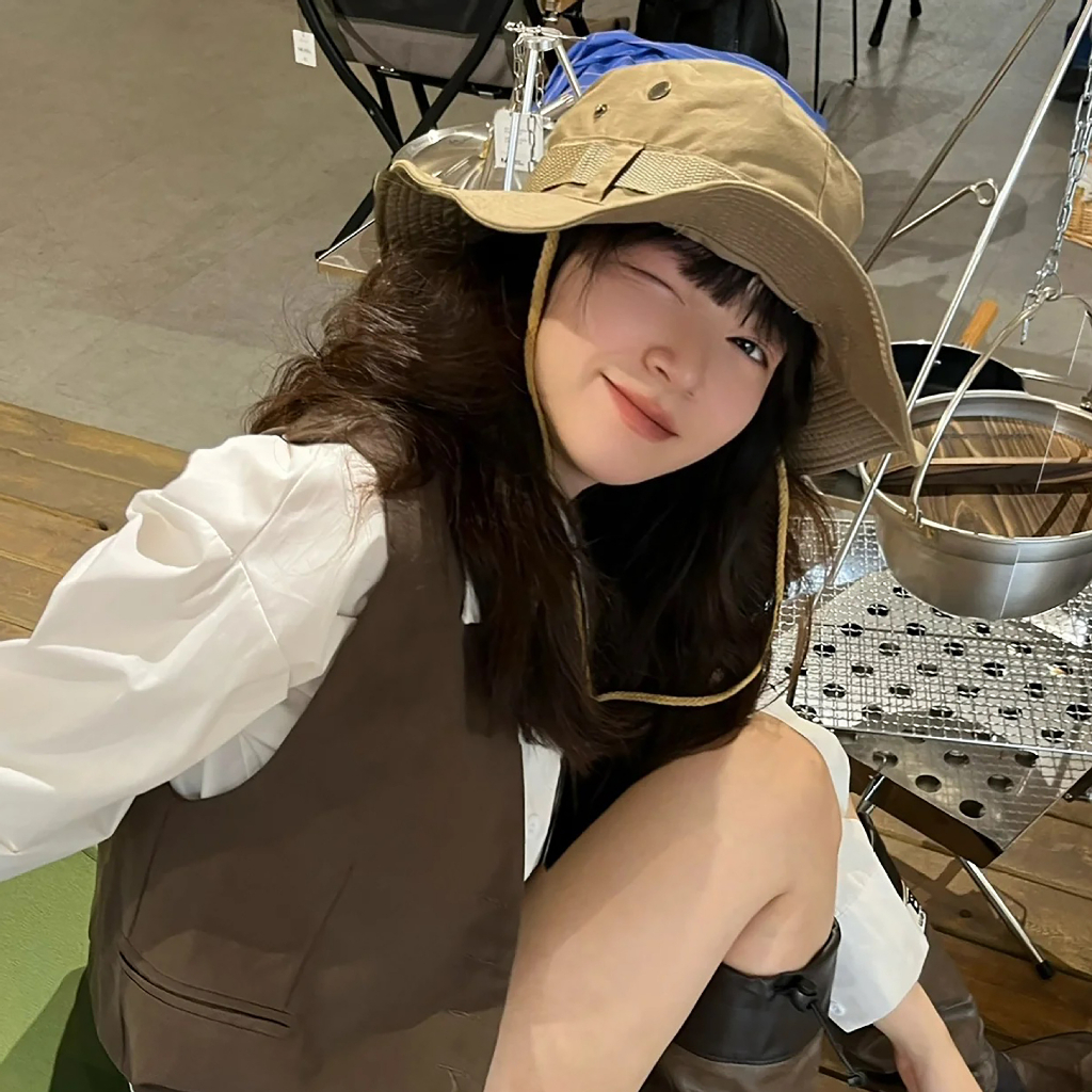 [SẴN] Mũ tai bèo kaki thoáng khí có dây buộc phong cách Y2K (M111)