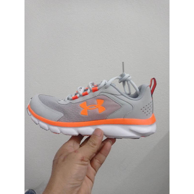 Giày  under armour nam, nữ xuất dư.