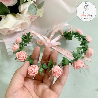 Vòng hoa đội đầu kỷ yếu