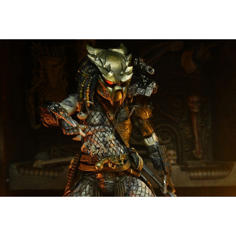 Mô hình NECA Ultimate Elder Predator có sẵn