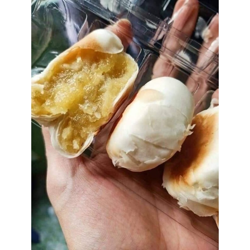 Bánh pía sầu riêng