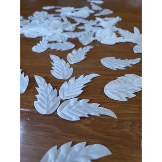 Lá hoa cánh vải lụa đính váy áo size 3*6,5cm
