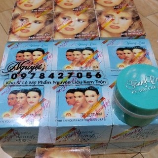 Kem trắng da tóc xù yuong one màu xanh lẻ 1 hộp