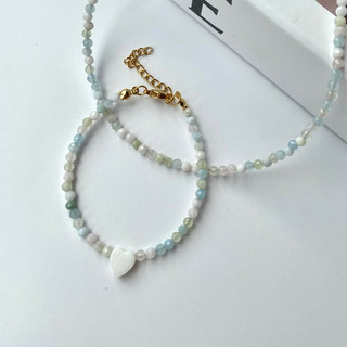 Vòng tay airinsthetic xanh pastel charm trái tim