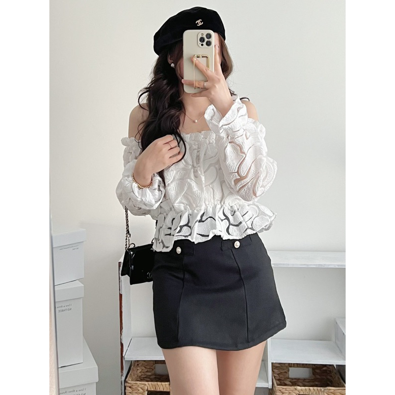 Áo trễ vai hoa nổi