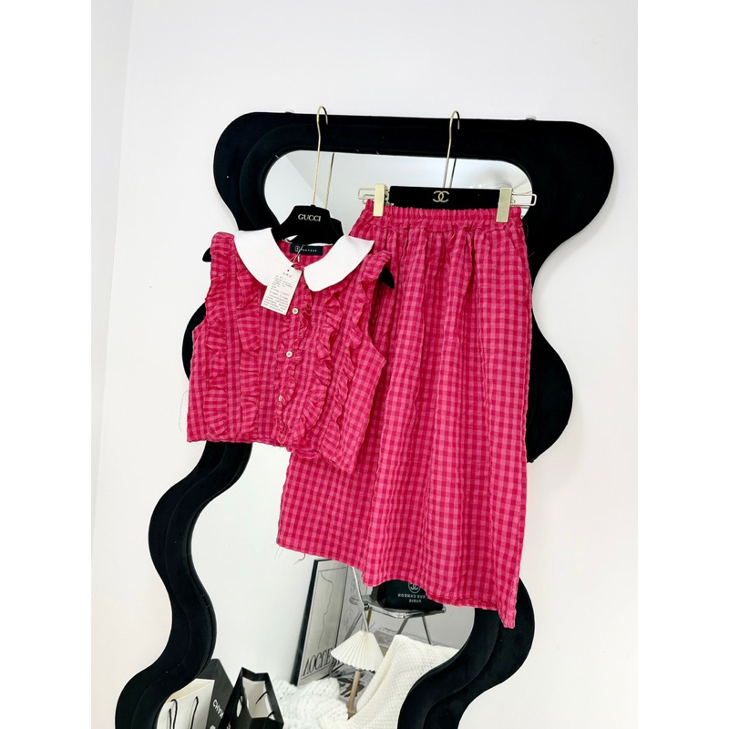 [ 𝐅𝐑𝐄𝐄 𝐒𝐇𝐈𝐏 ] Set đồ nữ cổ sơ mi bèo cộc tay  đính khuy phối chân váy  Cô phối siêu đẹp  Chất kẻ đui~ l1 k lo sùi