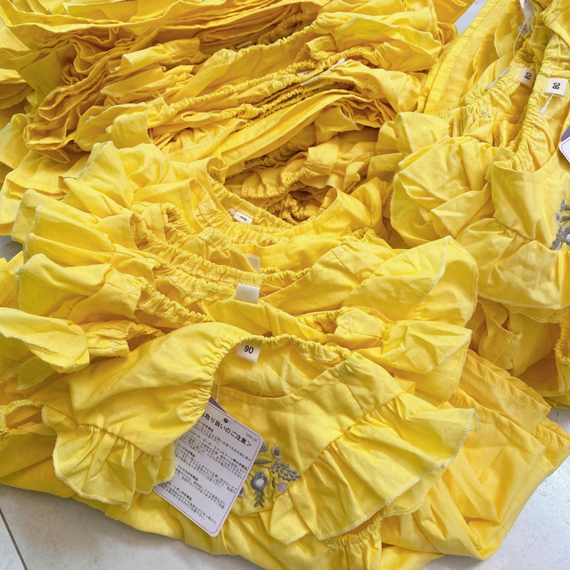 Áo cánh tiên hoa vàng dư xịn xuat nhật bé gái