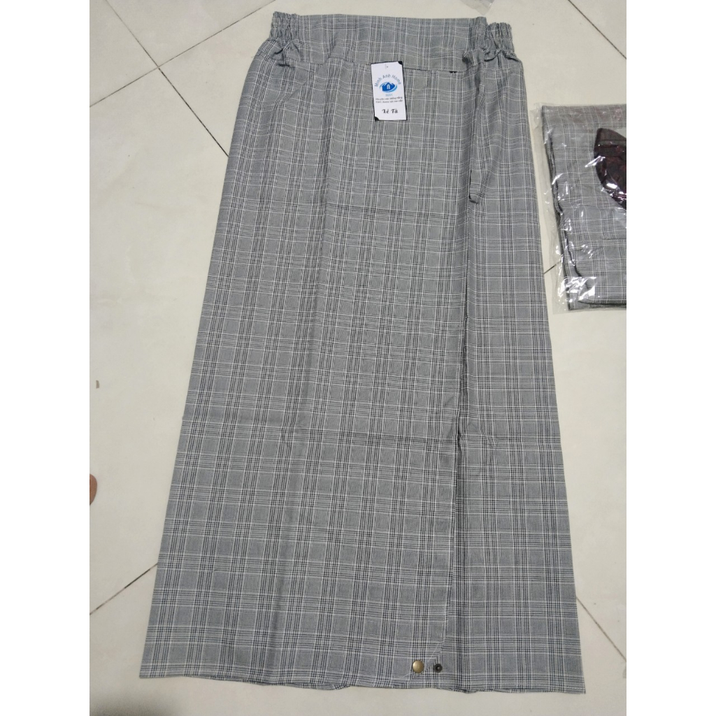 Váy Chống Nắng Kaki xẻ tà ngồi xe máy cao cấp dày dặn, dán nút chắc chắn, nút bấm chân