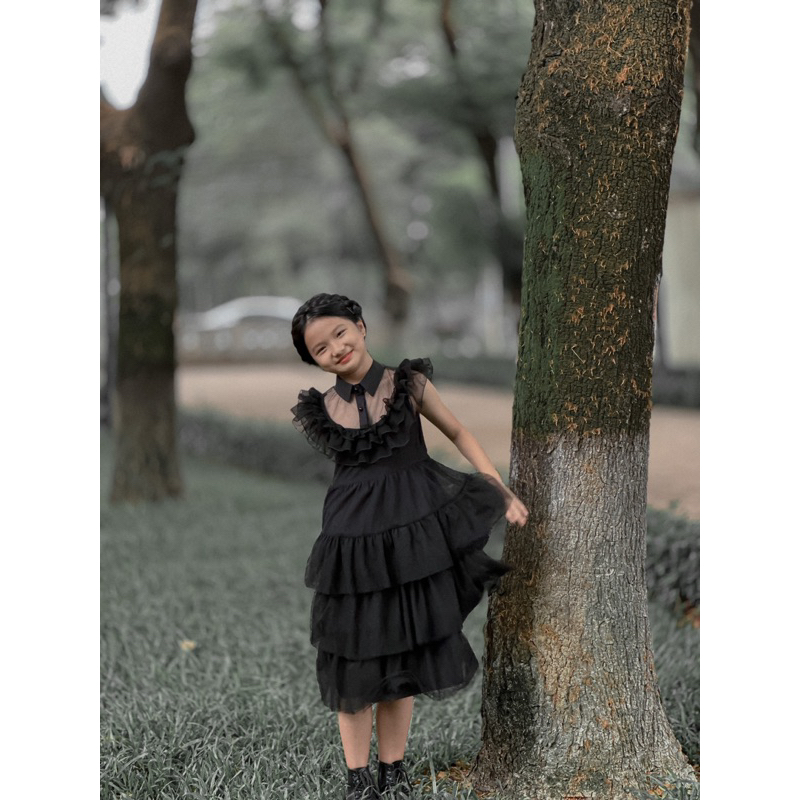 Đầm tiệc wednesday cho baby