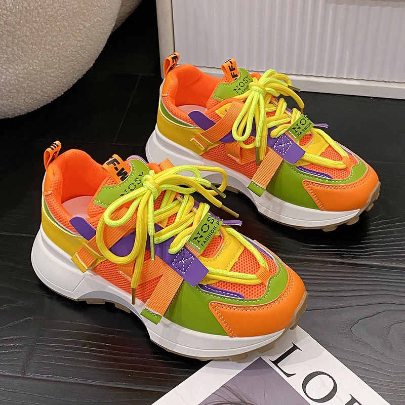 Giày thể thao nữ đế cao su non đúc nguyên phom