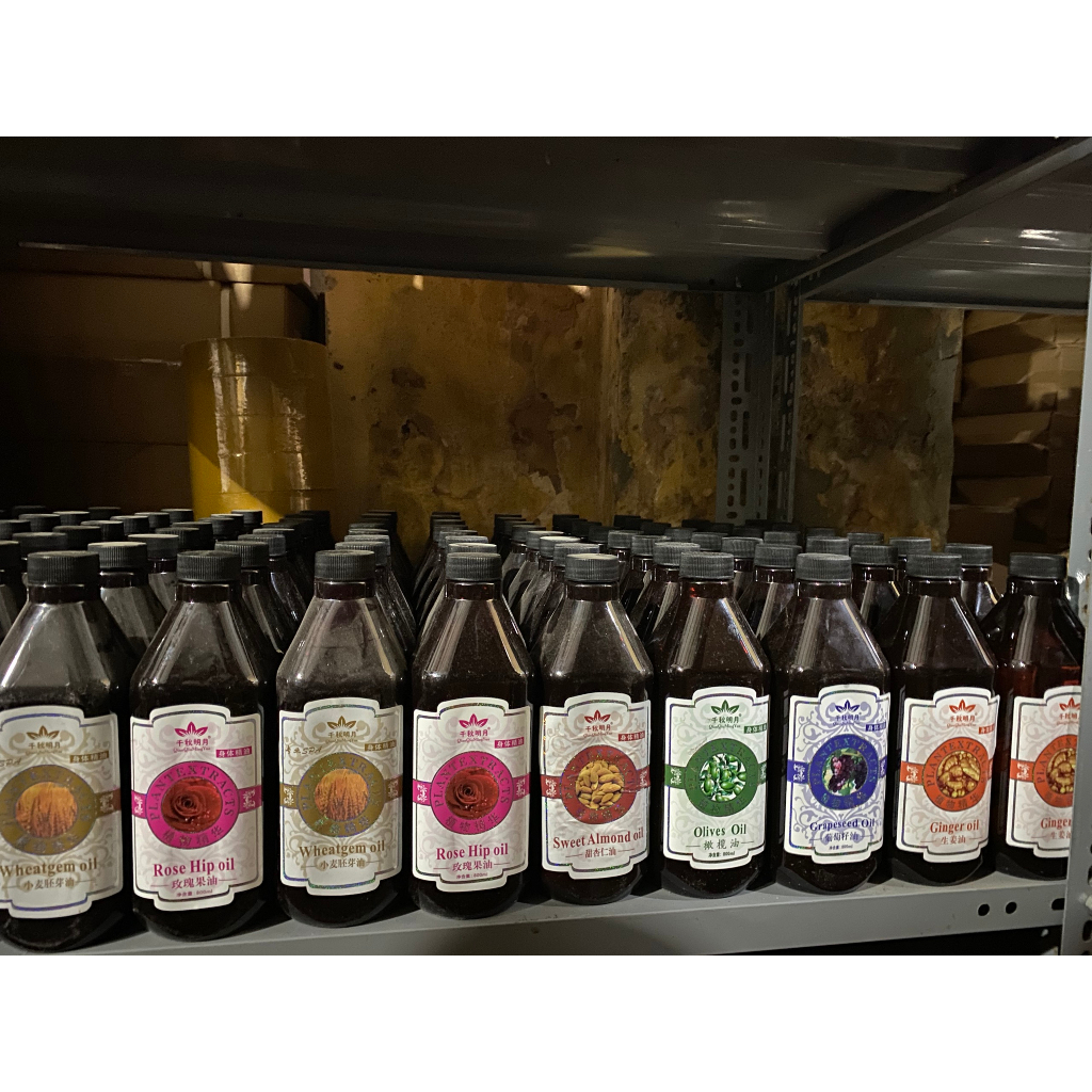 Tinh Dầu massage Body 800ML Thiên Nhiên