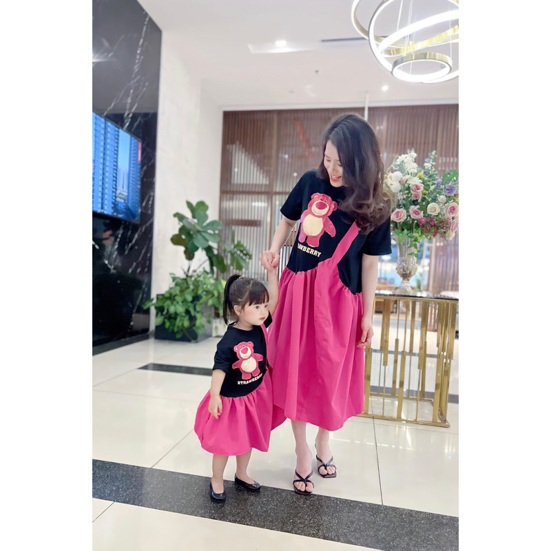 Váy đôi mẹ con đuôi cá đen phối hồng ảnh thật