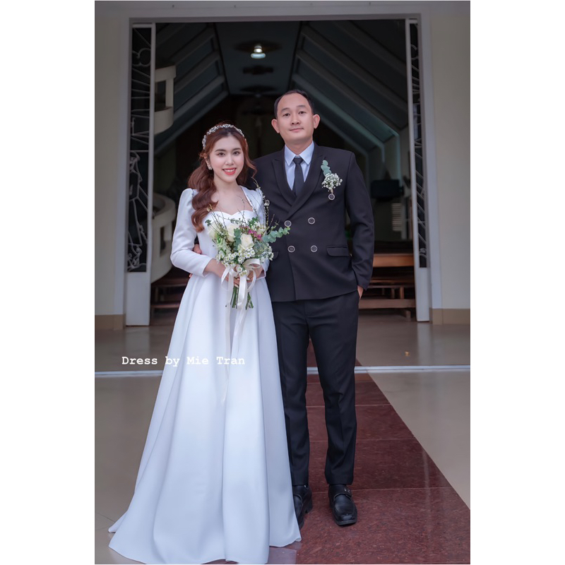 Váy đi bàn cô dâu tay dài , đầm thiết kế mie tran