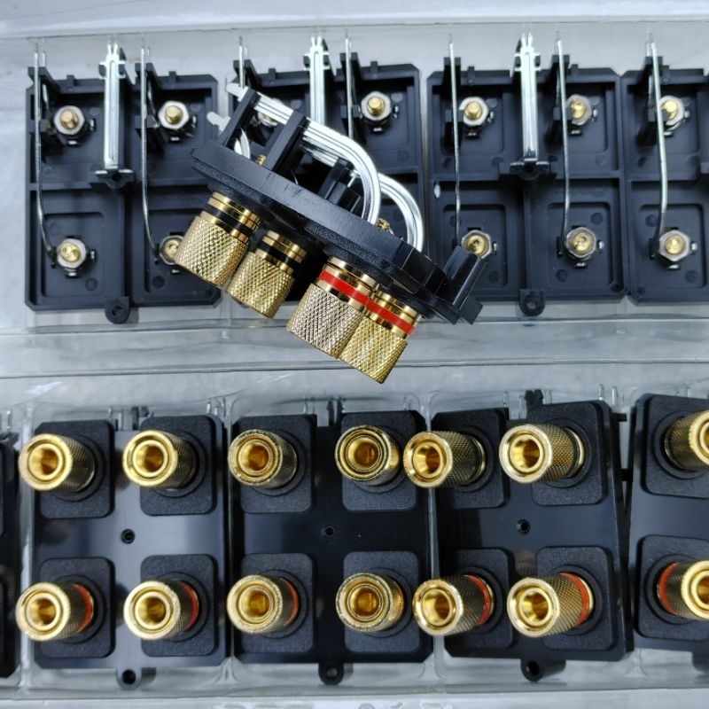 Cọc loa, trạm loa jack nối ra dây loa đồng mạ vàng zin hãng