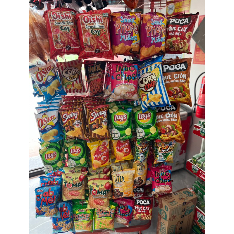 Bim Bim Snack củ khoai tây Miếng TATER Oishi 32g