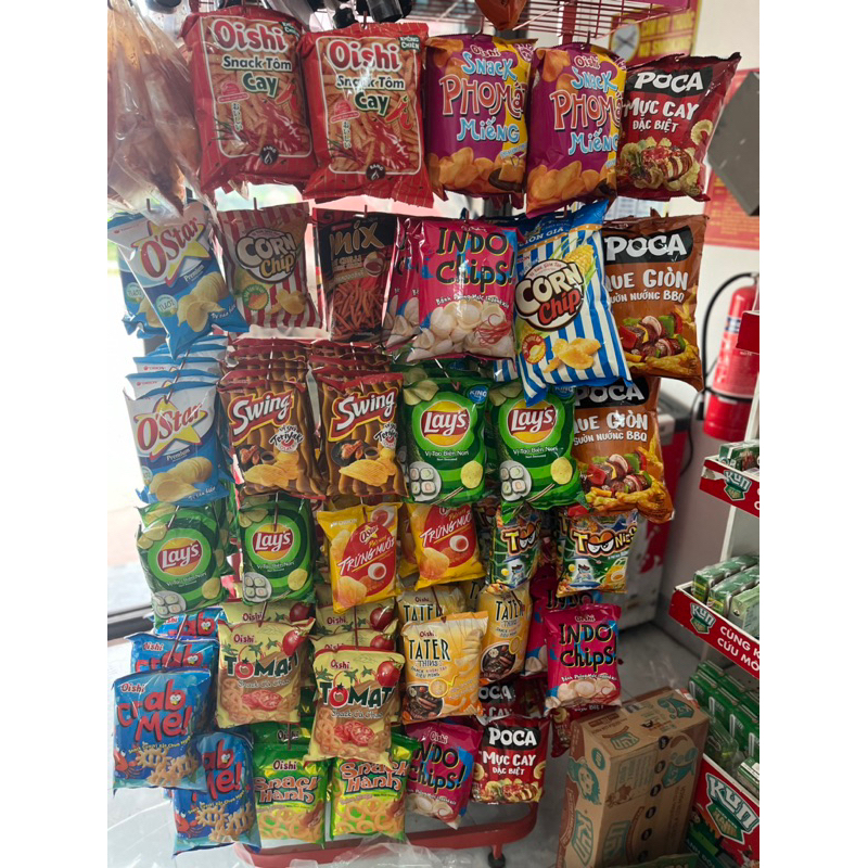 Bim Bim Snack củ khoai tây Miếng TATER Oishi 32g