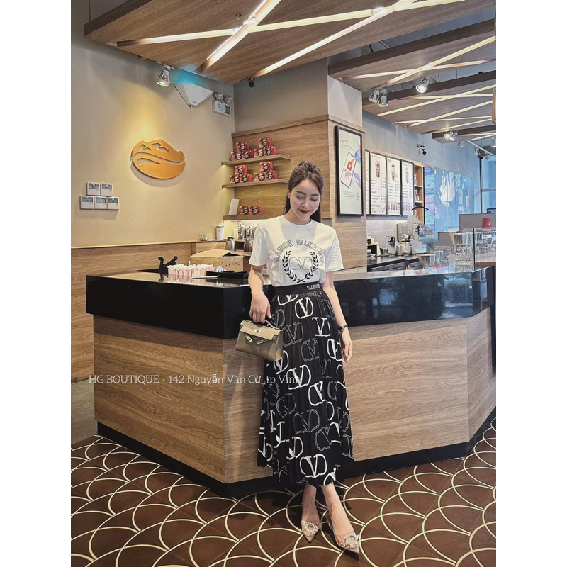 Set Áo Valentino kèm chân váy dập li