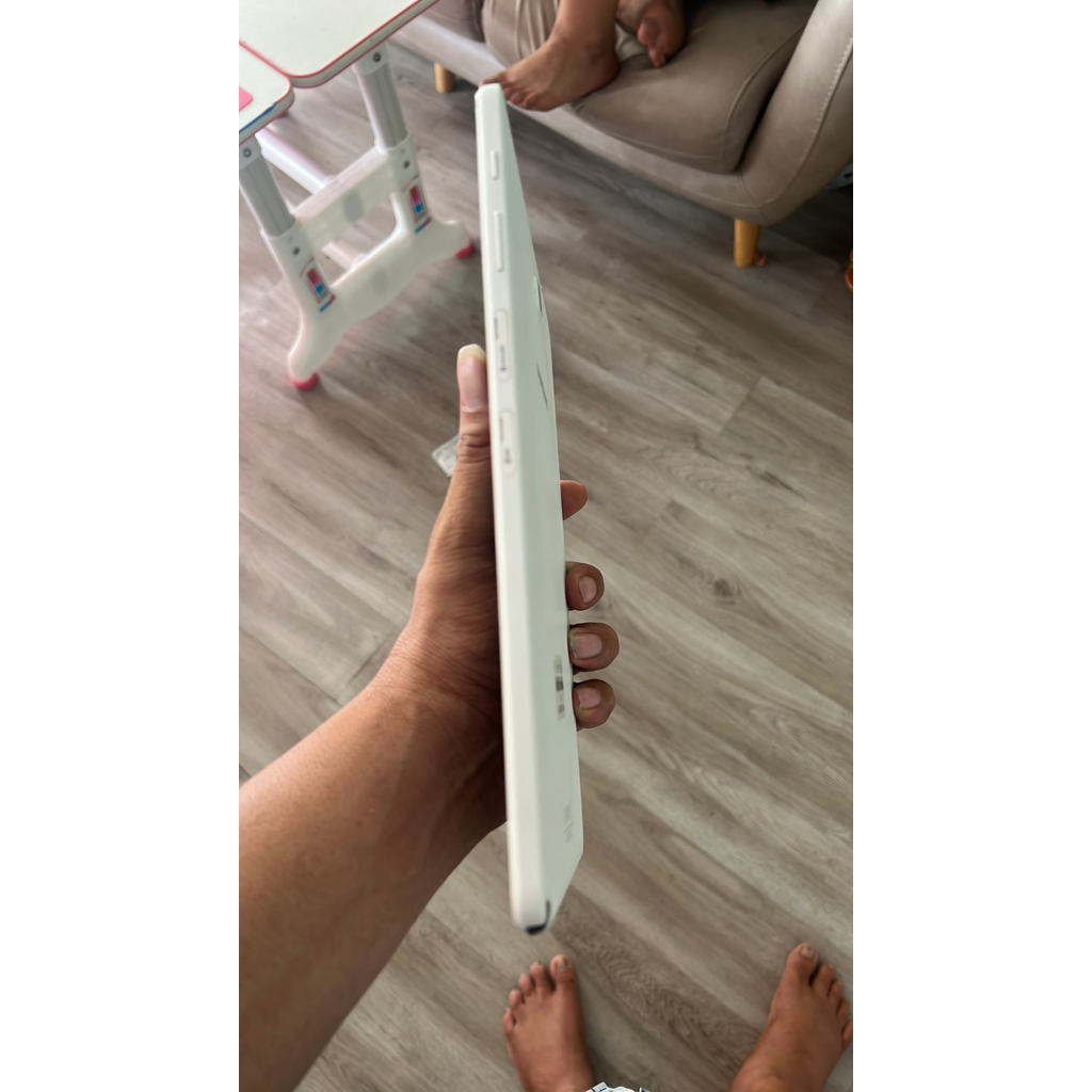 Máy tính bảng Samsung Tab A 8.0  T585 máy đẹp 99%