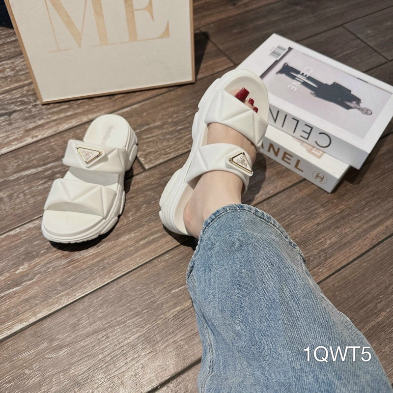 Dép Bánh Mì 2 Quai Da Chỉ Khoá Sang Êm Đẹp