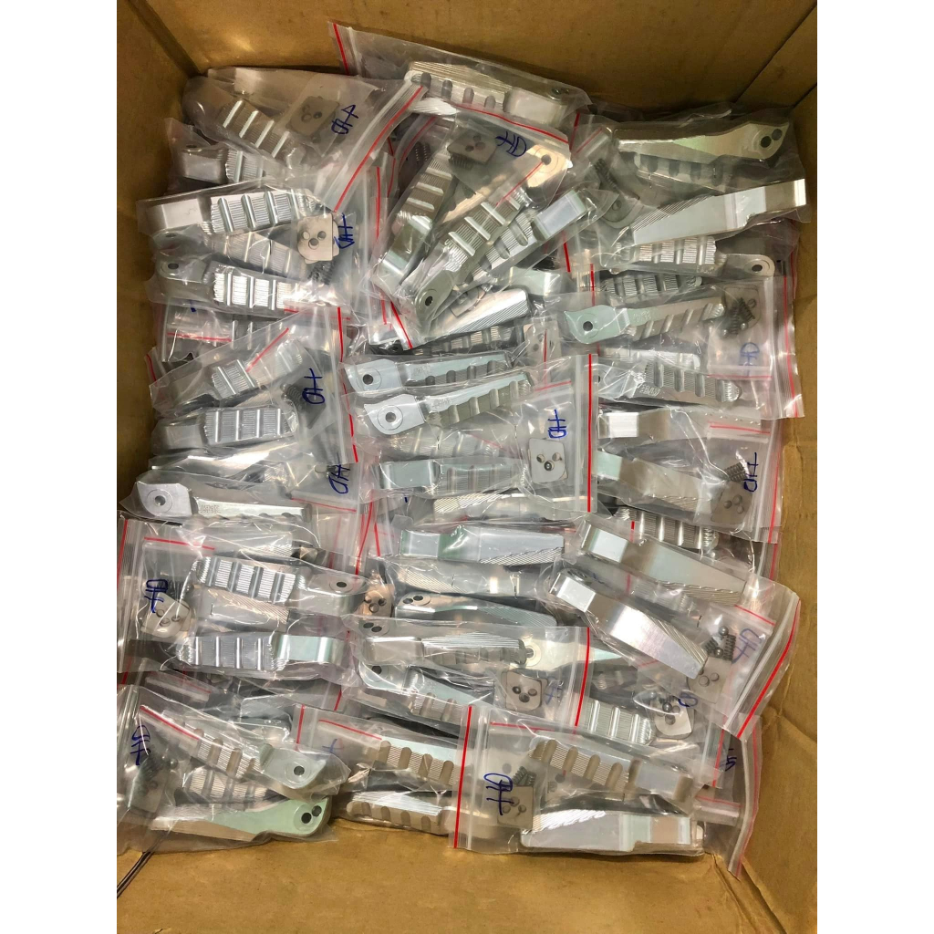 Gác chân nhôm CNC Gcraft : 220k