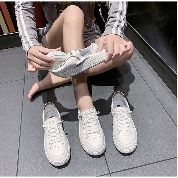 GIày slipon nữ đế bệt dây gài phong cách Hàn