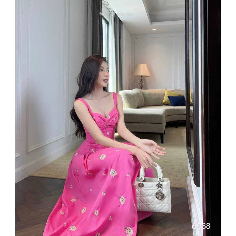 Đầm Thêu Bca Hồng