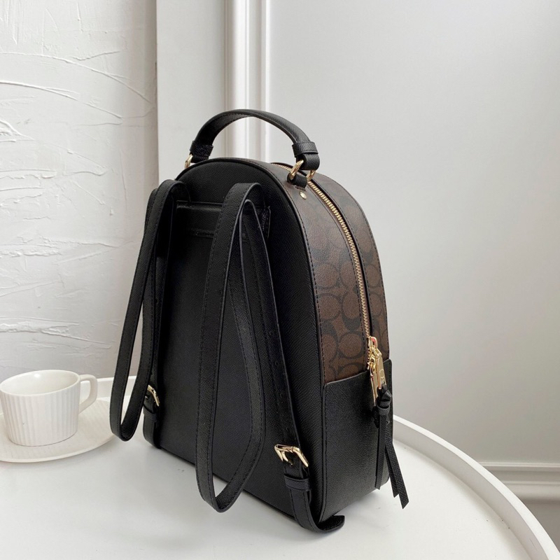 Balo Coach Jordyn da thật bền bỉ