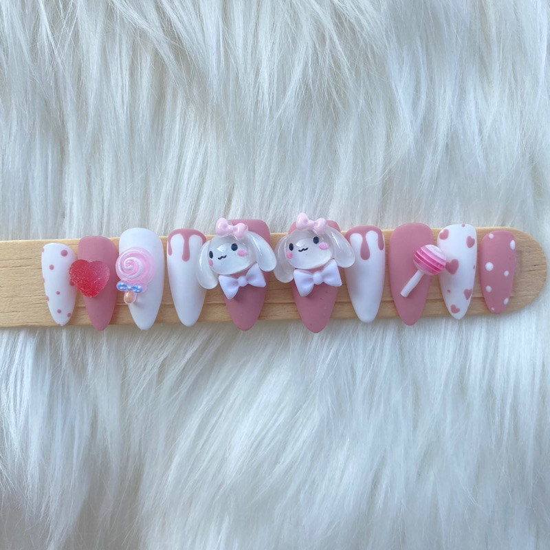 Nailbox thỏ thiết kế