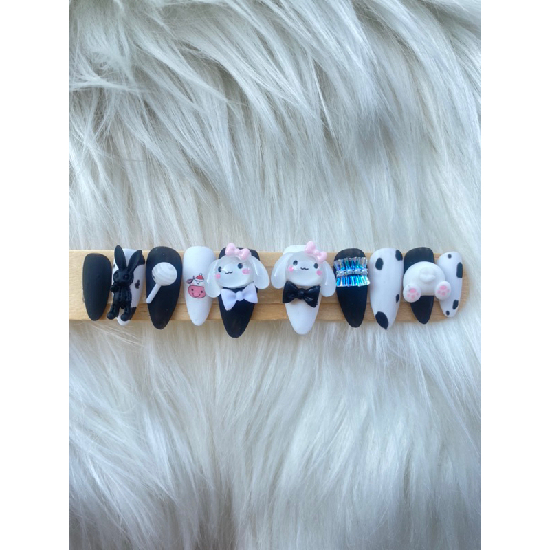 Nailbox thỏ thiết kế