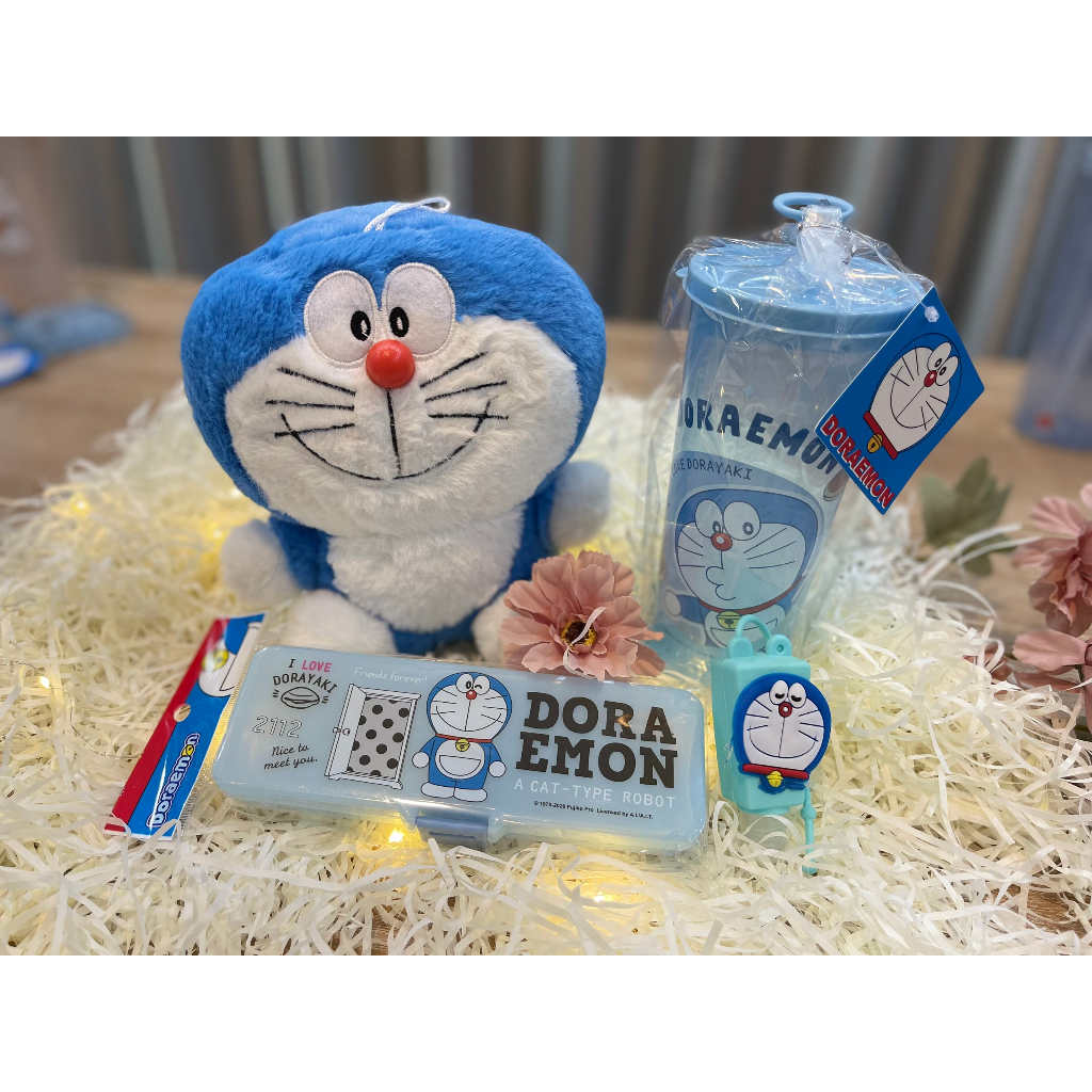 Combo Gấu-Hộp bút-Bình nước Doraemon tặng sinh nhật cho bé