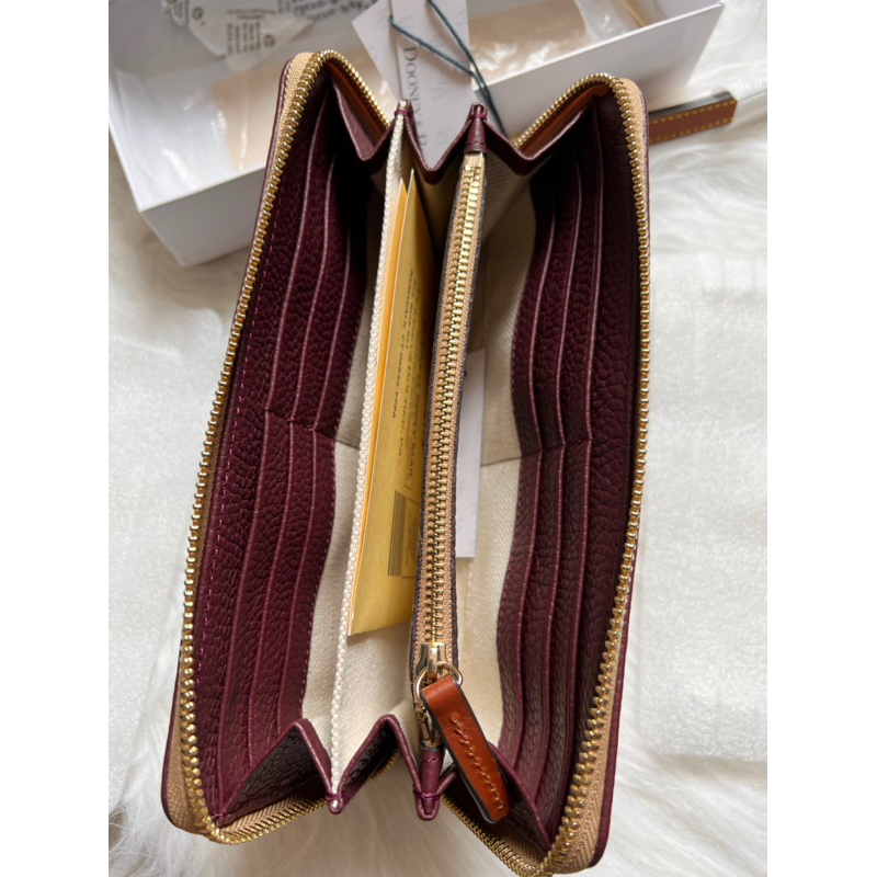 Ví dài nữ cầm tay Dooney&Bourke Vịt Mỹ