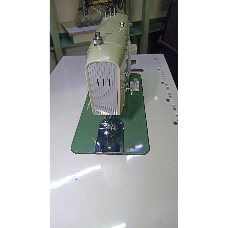Đầu máy may gia đình riccar xanh made in Japan