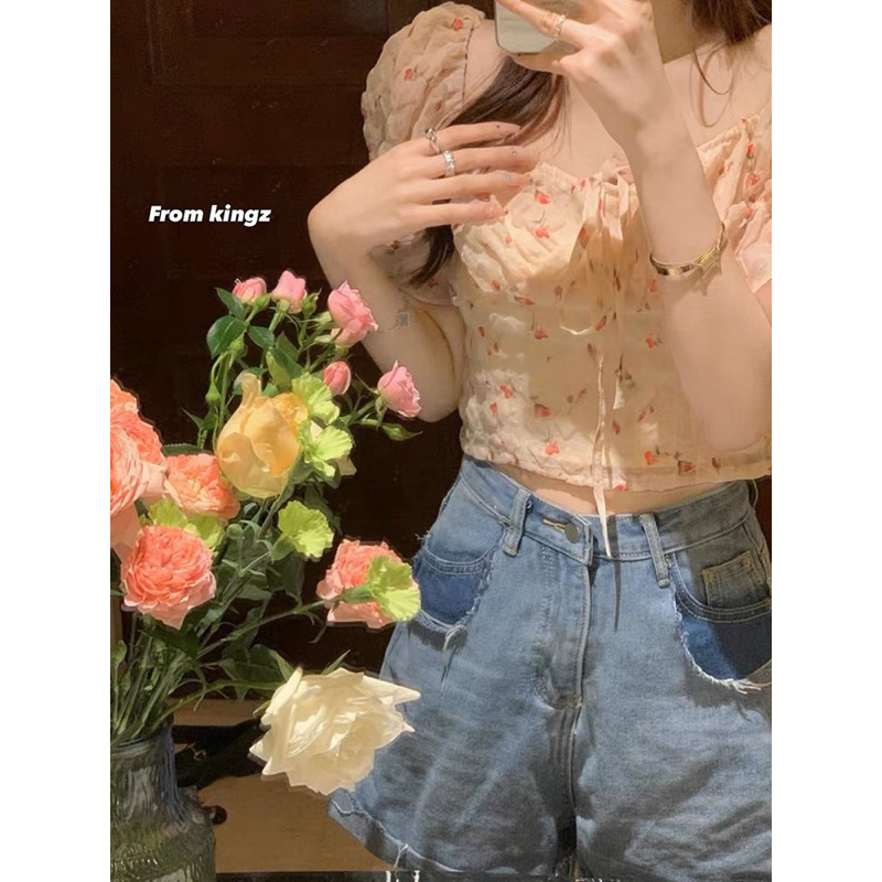 Áo croptop hoa nhí tay bồng buộc nơ ngực ôm eo nhẹ -SinNa