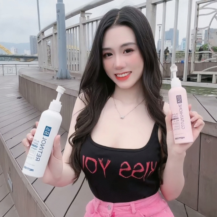 Kem dưỡng trắng da body Prettyskin Glutathione V10 & Retinol B5 250ml