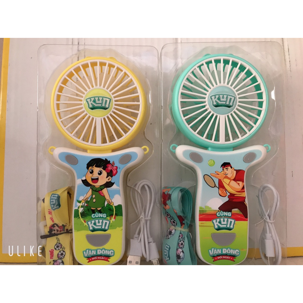 Quạt cầm tay Kun mẫu mới 4 trong 1 tặng kèm dây sặc và dây đeo hàng khuyến mại từ sữa