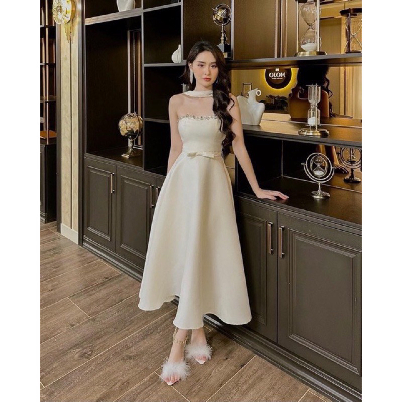 VÁY CHOCKER DÁNG DÀI XOÈ CUP NGỰC ĐÍNH ĐÁ SANG CHẢNH