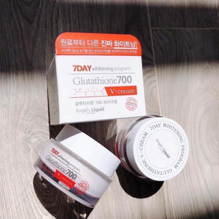 Em dưỡng trắng da 7day glutathione 700