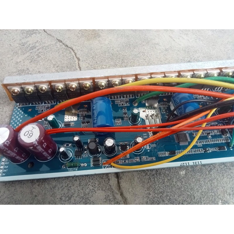 ic 1k5-2k đen chỉ đỏ