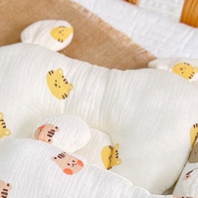 Gối xô sơ sinh cho bé Boona  hình tim tai gấu vải Muslin cao cấp chống méo đầu, êm ái, thoải mái cho bé nằm