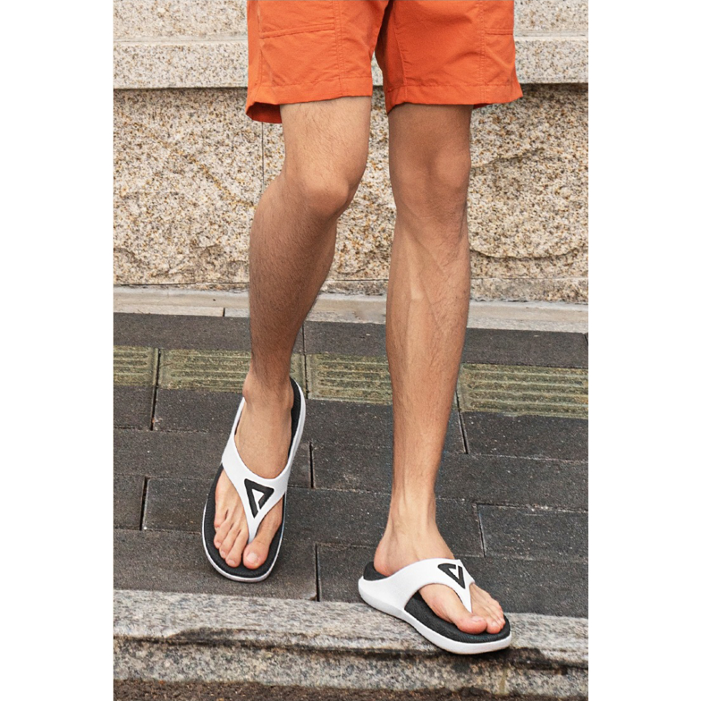 Dép xỏ ngón PEAK Taichi Slipper ET22107L