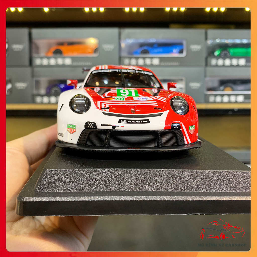 Mô hình xe Porsche 911 RSR LM 2020 tỉ lệ 1:24 Bburago