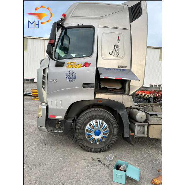 Chụp mâm xe tải r20 - r22.5 sơn sẵn cho xe có ruột hoặc không ruột kèm bass