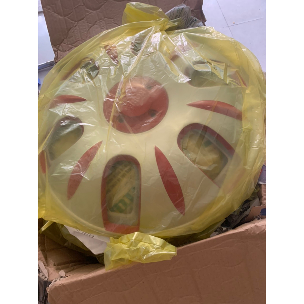 Chụp mâm xe tải r16 - 6 lỗ sơn sẵn nhiều màu kèm bass
