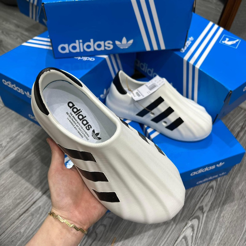 GIẦY THỂ THAO DAS SÒ ADIFOM NAM NỮ BẢN CAO CẤP, HÀNG CÓ SẴN THIẾT KẾ PHONG CÁCH CÁ TÍNH ĐI MƯA THOẢ MÁI….