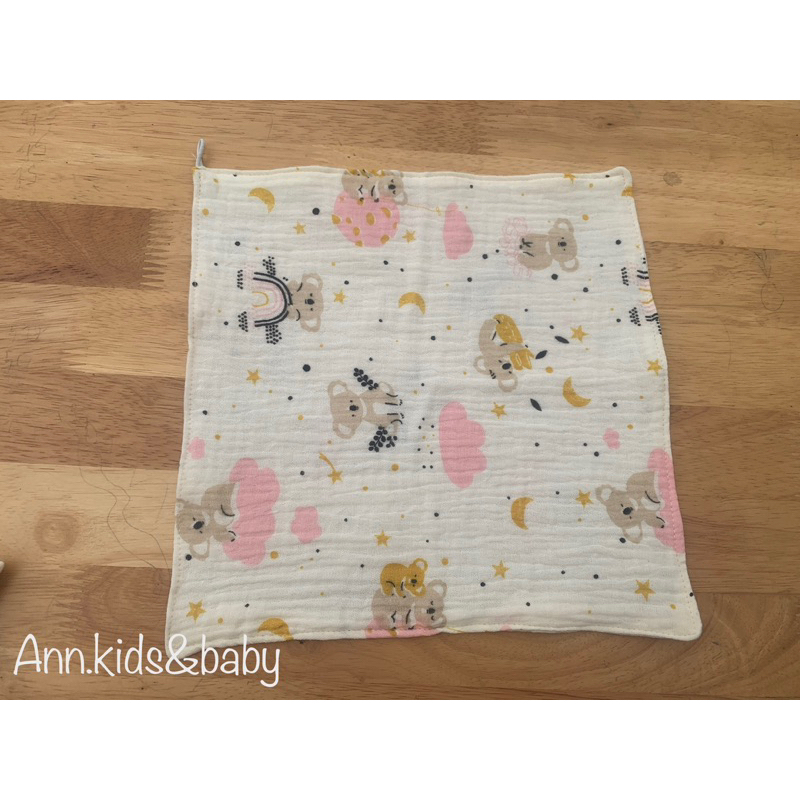 Sét 5 khăn sữa ,vải xô muslin cao cấp 2 lớp mềm mại thấm hút cho bé .