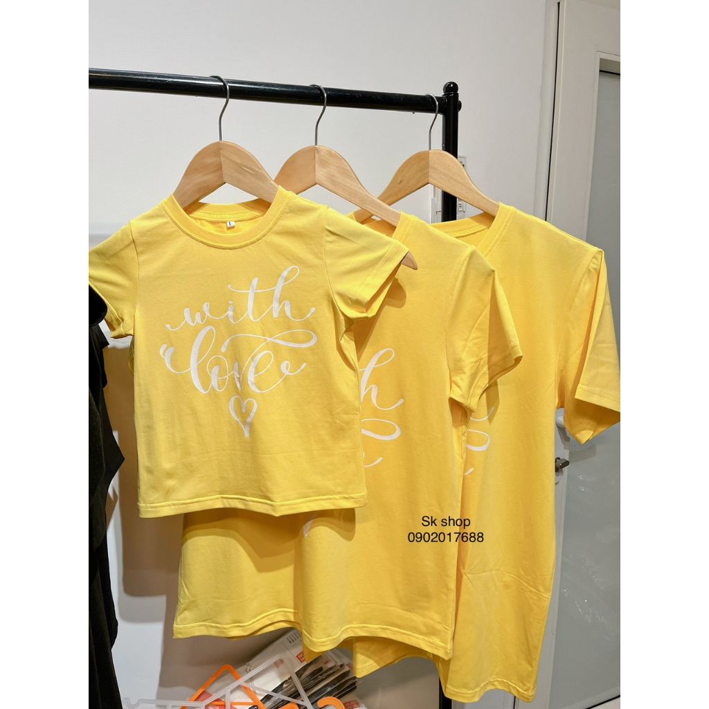 Áo Phông gia đình màu vàng With Love-Đồng phục nhóm đi choi SKShop