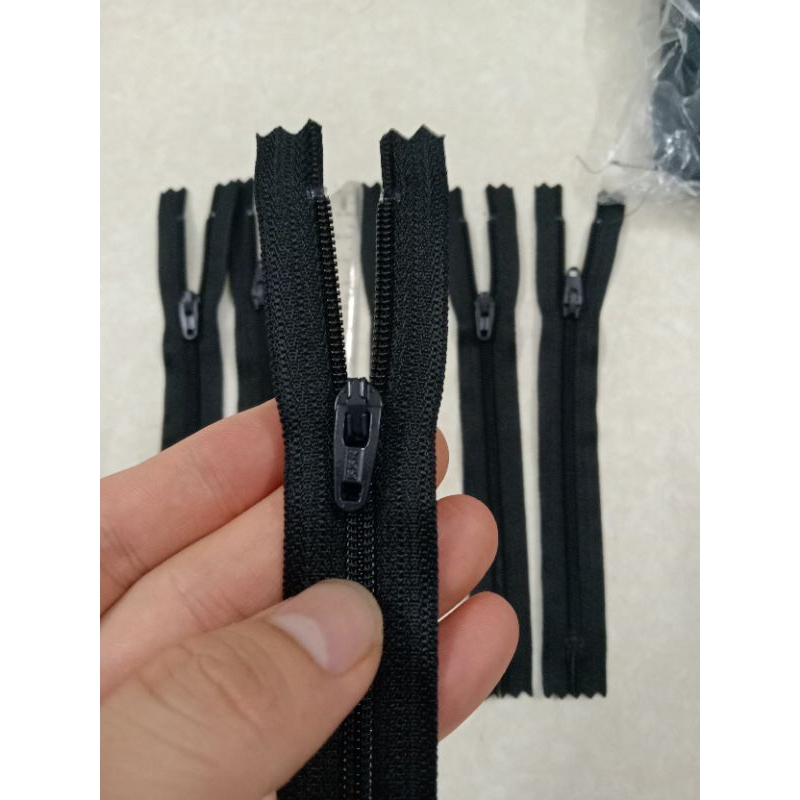 Dây kéo khóa ykk quần tây quần thô.kaki. dài 14~ 18cm