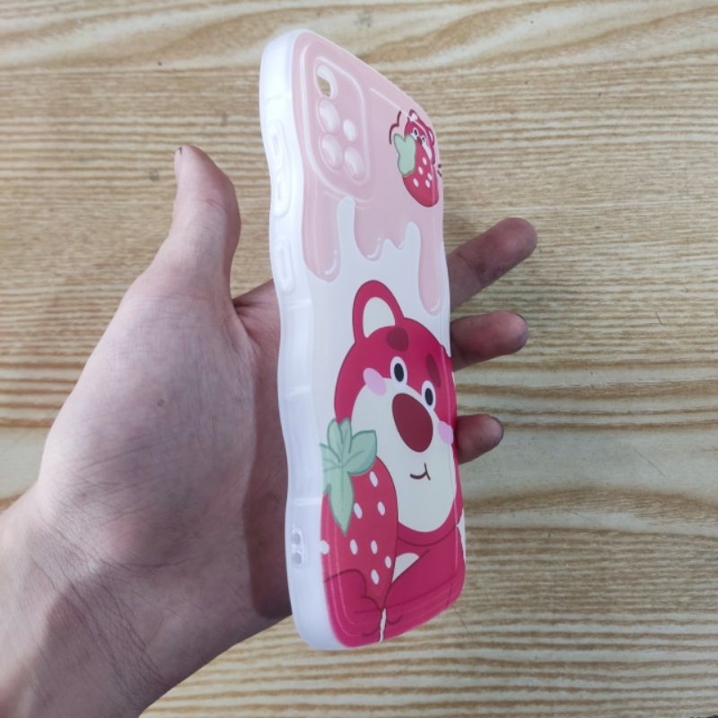 Ốp lưng Samsung A51 dẻo viền lượng sóng lưng in hình gấu dâu có bảo vệ camera
